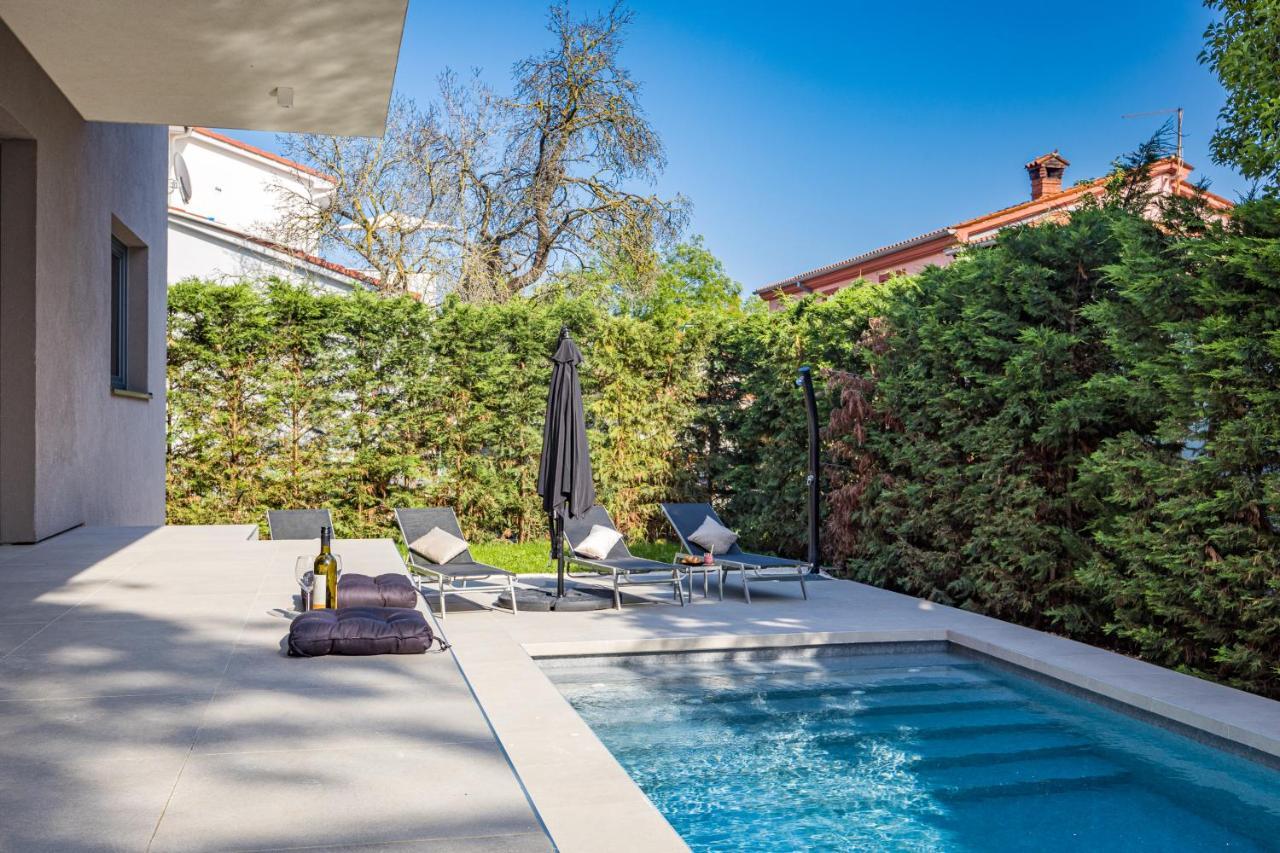 Vila Aida - 4 Bedroom Luxury With Large Private Pool 4k Projector And Jacuzzi Pula